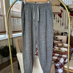 feat Blanket Blend Women’s Gray Joggers Athleisure